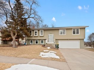 84 Amhurst St, Iowa City, IA 52245