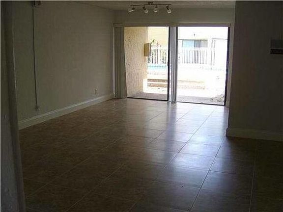 2nd image of 2578 Coral Springs Dr