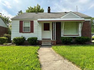 26510 N River Park Dr, Inkster, MI 48141