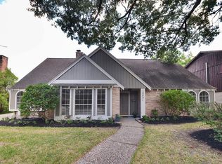 15531 Saint Cloud Dr, Houston, TX 77062