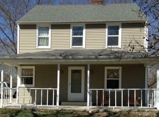 302 Elm St, Valley Falls, KS 66088