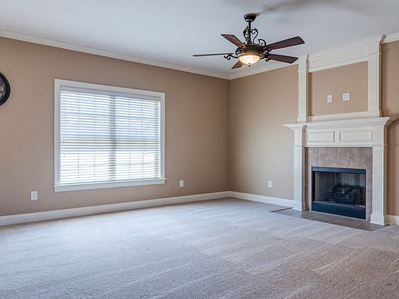 5th image of 3327 Wycheck Ln