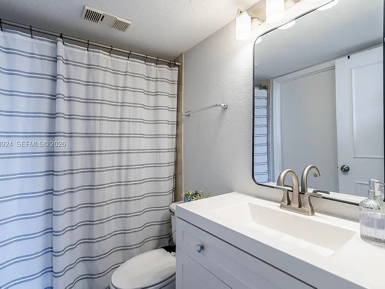 540 Brickell Key Dr #1619 — Photo 12