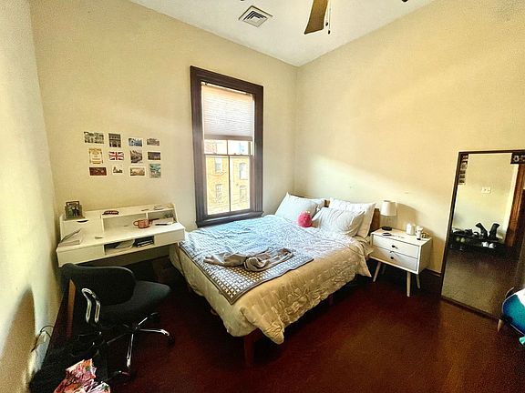 5th image of 20 Worthington St #0002