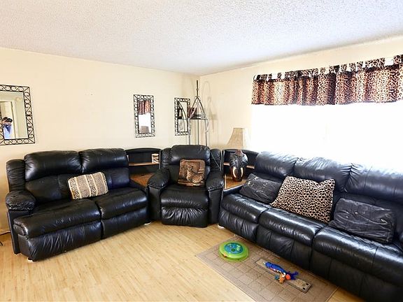 3rd image of 8512 Long Boat Ln