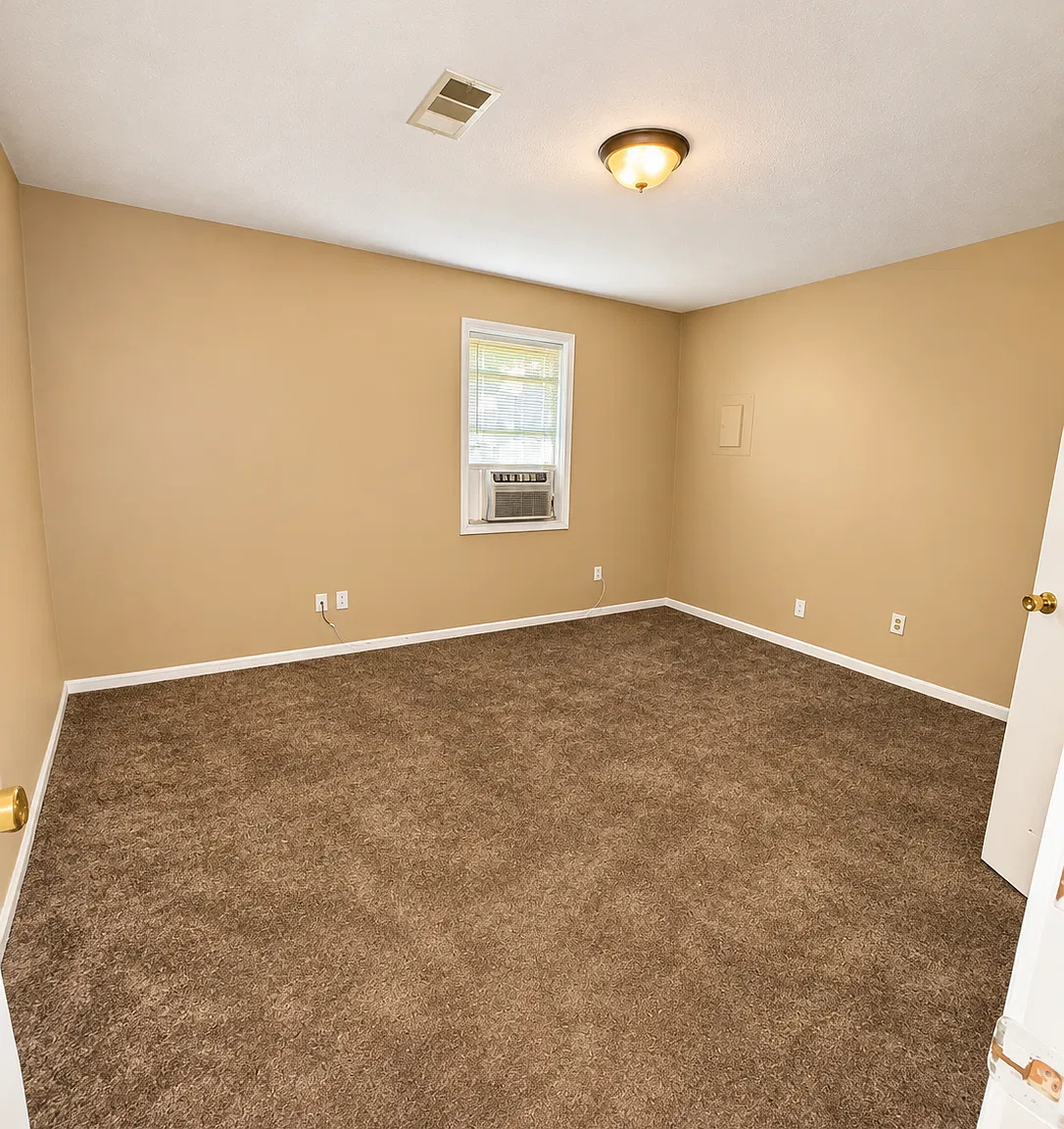 2 bed, 848 sqft, $900 — Photo 4