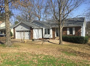 6 Christy Ln, Maumelle, AR 72113