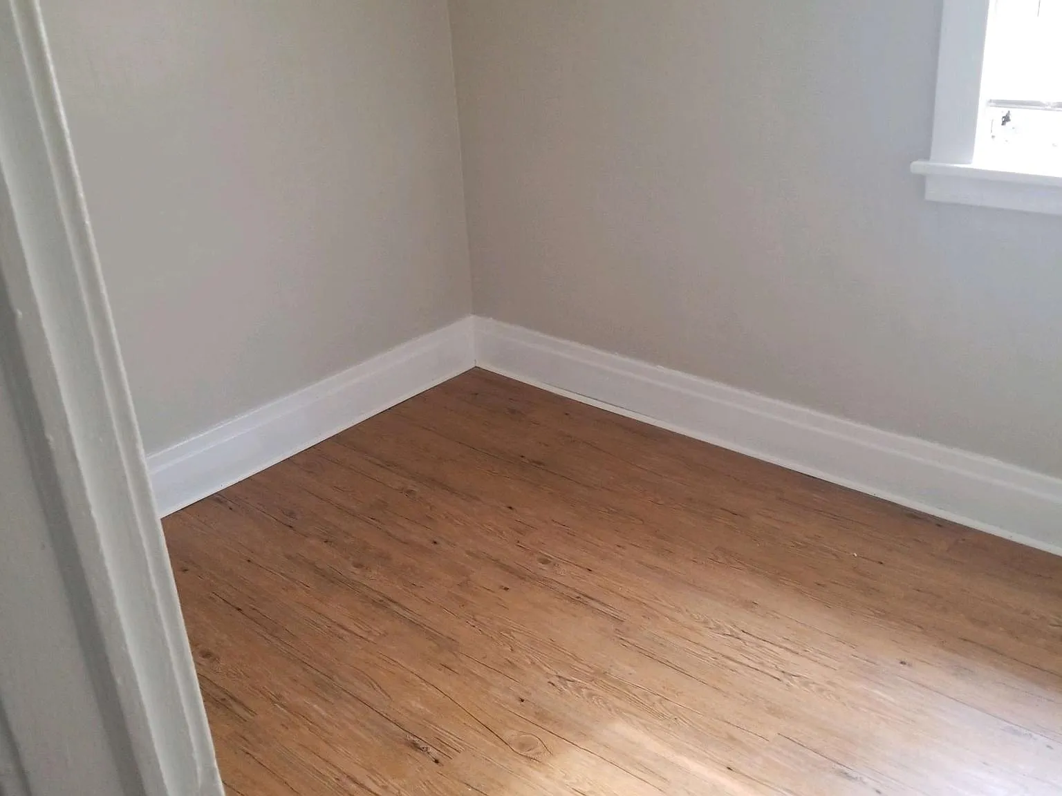 2 bed, $900 — Photo 1