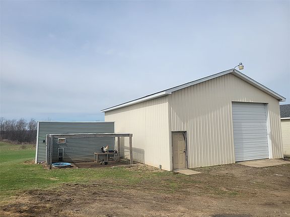 3rd image of 15120 Holmes Rd