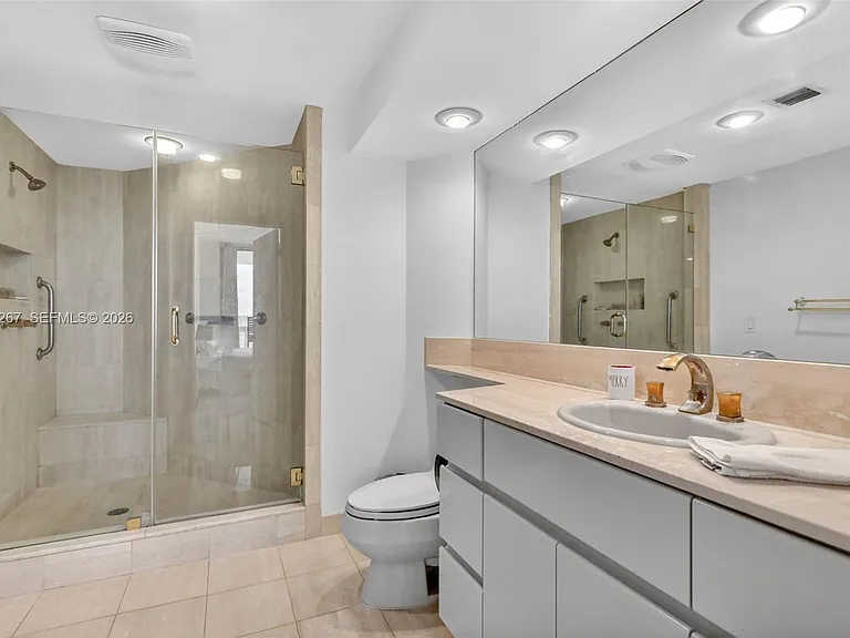 3000 Island Blvd #2305 — Photo 29