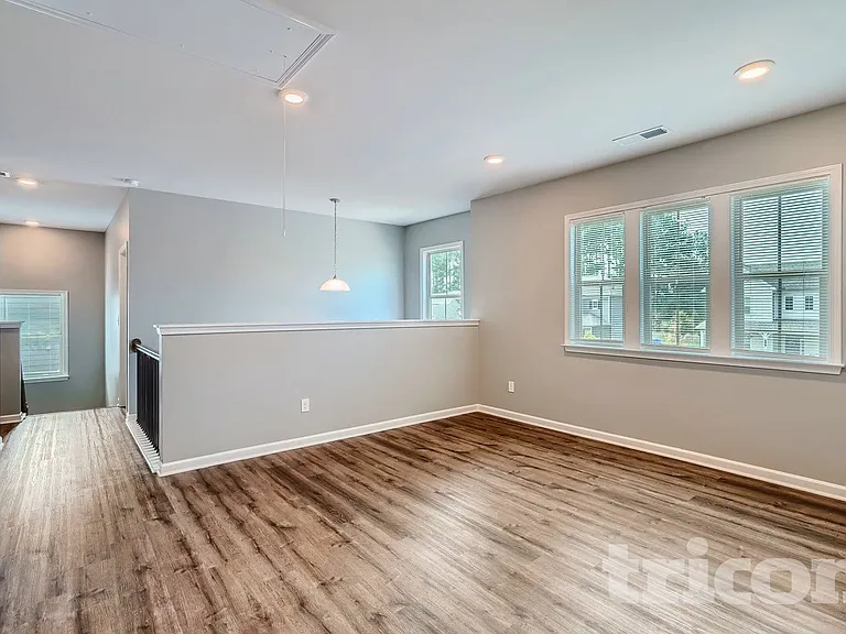 173 Cattail Ln — Photo 4