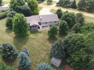 3204 S Tim Trl, Sioux Falls, SD 57110