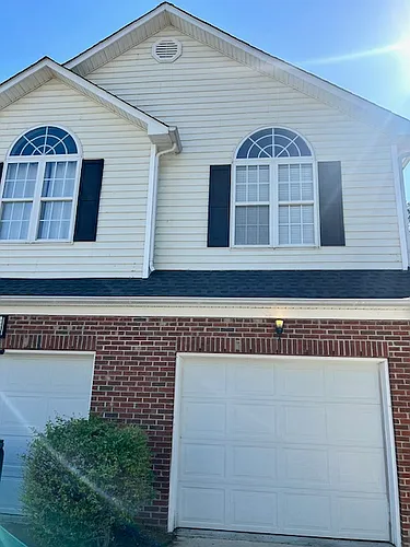 2113 Thornblade Dr Photo 1