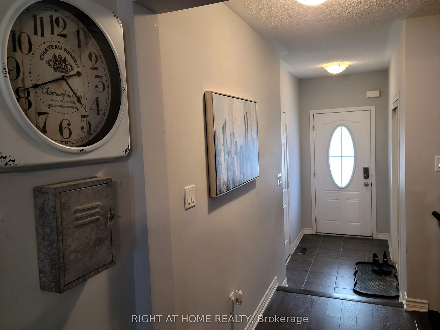4 bed, $3,350 — Photo 4