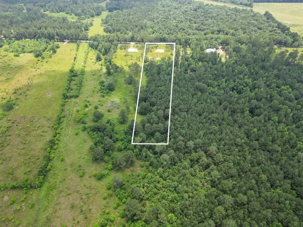 700 County Road 301 S, Dayton, TX 77535