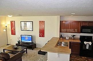 2nd image of 3023 Seaview Castle Dr