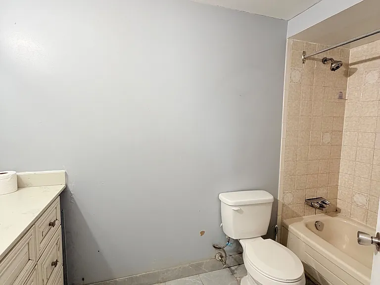 41 Broadbridge Dr #MAIN AND UPPER — Photo 29