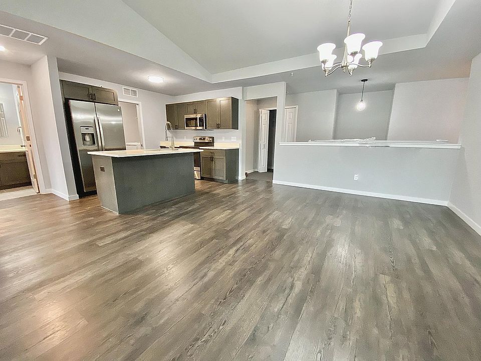 1st image of 51348 Ashbury Ct