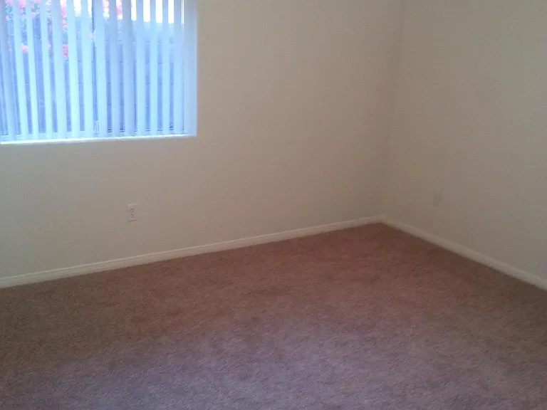 34650 Corregidor Dr — Photo 12