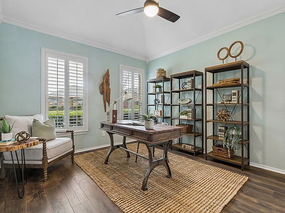 4th image of 1613 Rancho Dr