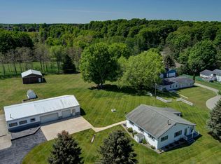 2072 Potter Rd E, Traverse City, MI 49696