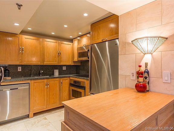 2nd image of 1775 Washington Ave APT 3F