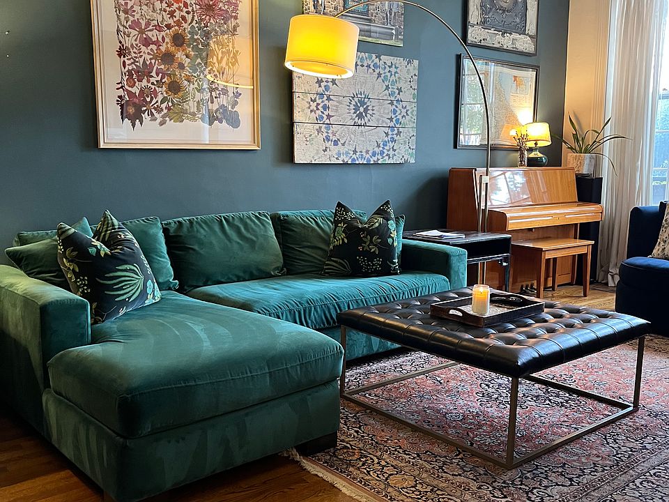 Great Room/Living Room 1