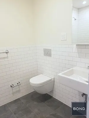 Rented by Bond New York | media 6