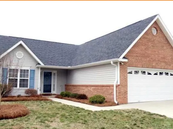 5711 Creek Bed Ln, High Point, NC 27265