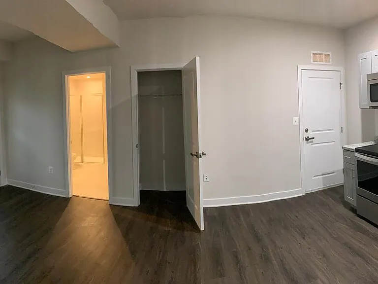 2715 Evansgreen Dr — Photo 28