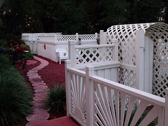5th image of 1808 Cloverlawn Ave