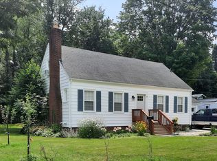 98 Graceland Dr, La Porte, IN