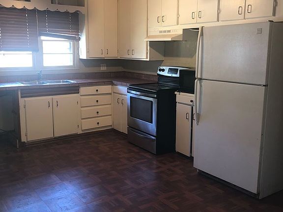 3rd image of 3609 S Julian Blvd