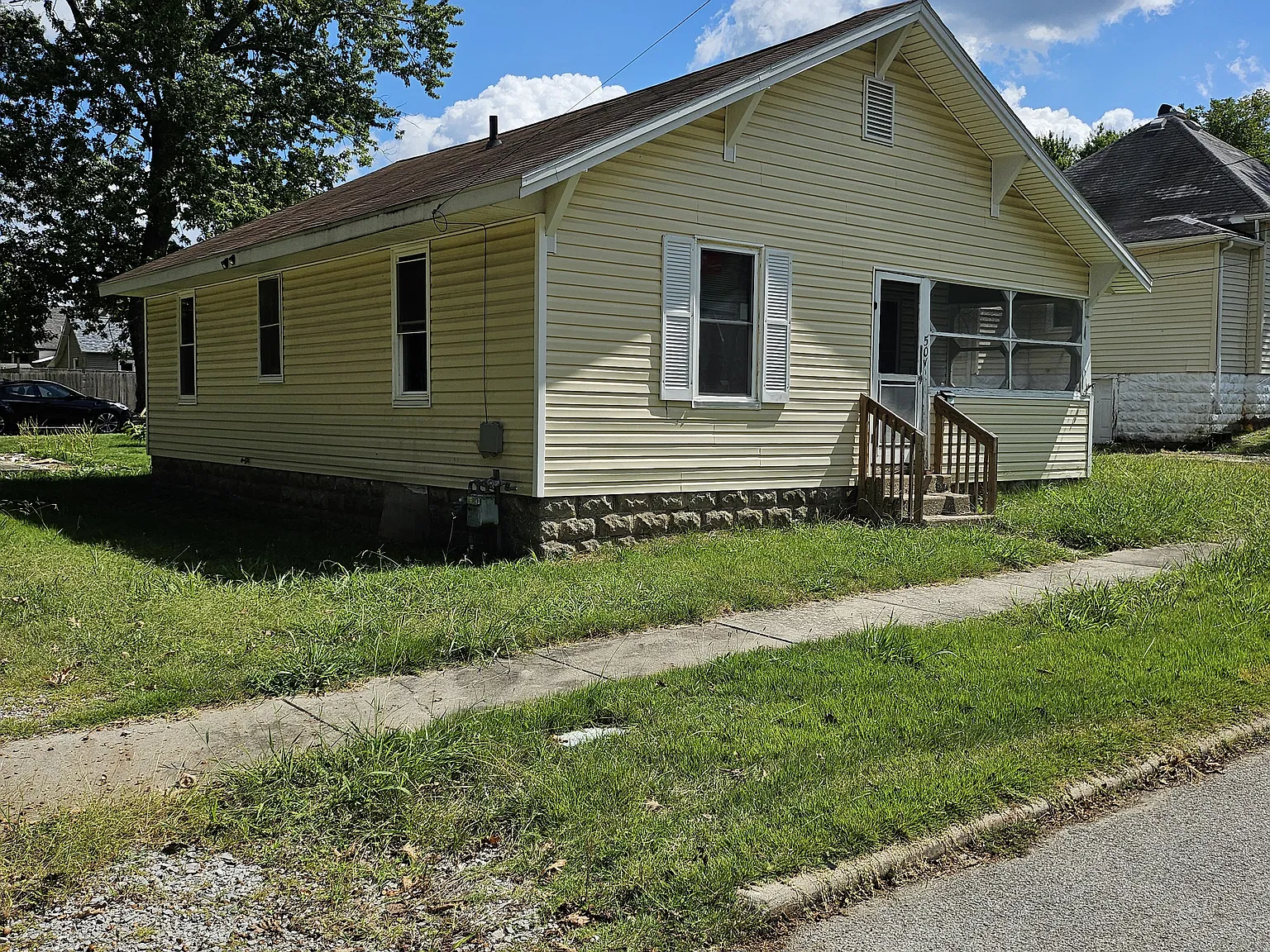 2 bed, 864 sqft, $815 — Photo 2