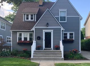 133 Highland Ave, Rochester, MI 48307