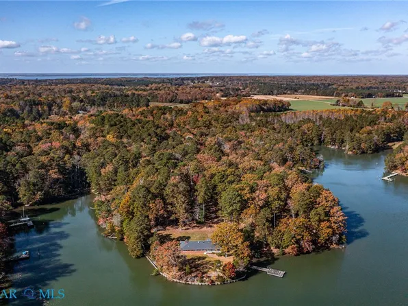 867 Levelgreen Rd, Lancaster, VA 22503