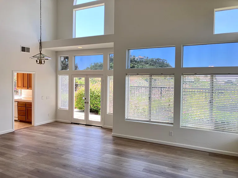 6609 E Pinnacle Pointe — Photo 2