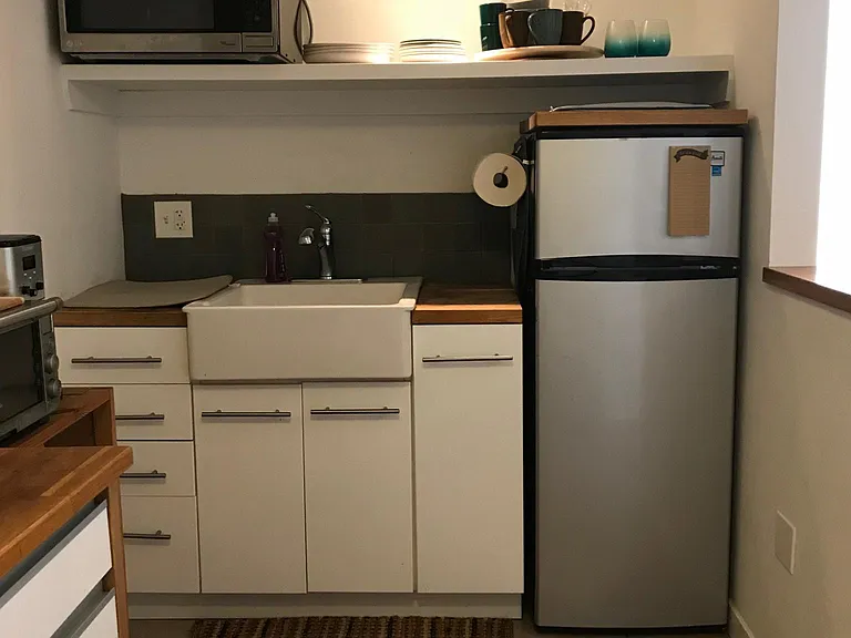 2112 Curtis St — Photo 3