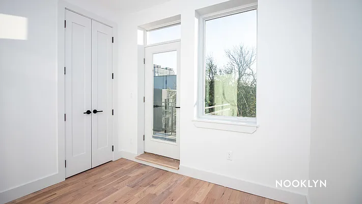 Rented by Nooklyn NYC LLC | media 17