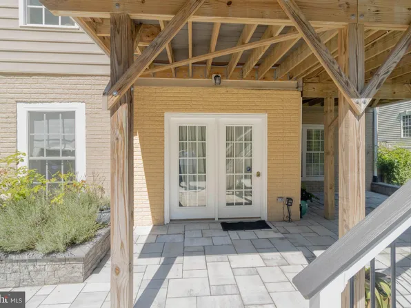 3624 Stonewall Manor Dr #Basement, Triangle, VA 22172