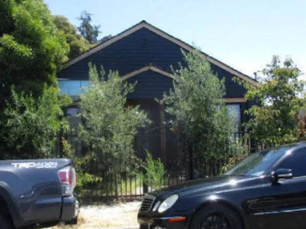 2574 63rd Ave, Oakland, CA 94605