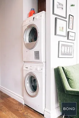 Rented by Bond New York | media 214