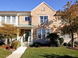 2648 Goldenrod Ln, Glenview, IL 60026
