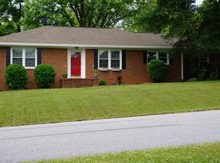 111 Cherry Ln, Greer, SC 29651