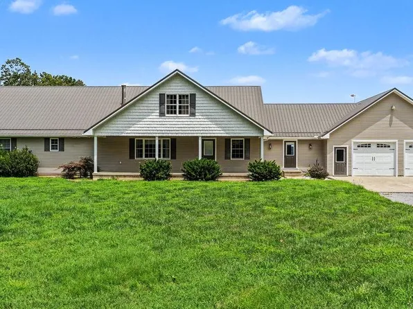 141 Leach Hill Cemetery Rd, Fredonia, KY 42411
