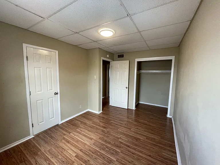 102 S Commonsway Dr #C — Photo 13