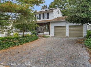 304 Float Ave, Manahawkin, NJ 08050