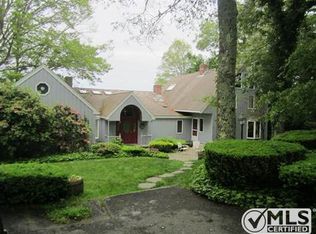 25 Heath Row, Marstons Mills, MA 02648