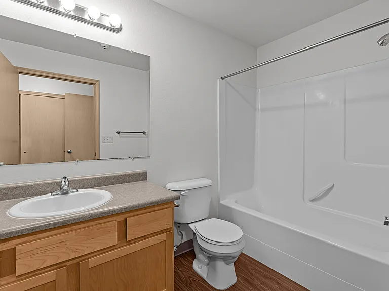 Stonegate — Photo 11