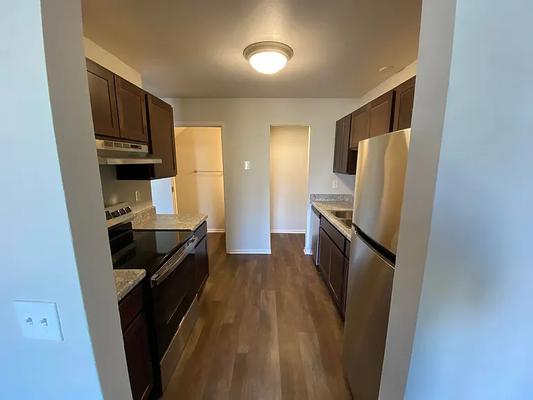 Madison Townhomes — Photo 12